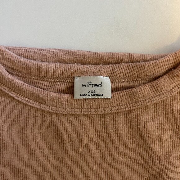 Ribbed WILFRED Crew Women's Tee - Picture 2 of 8